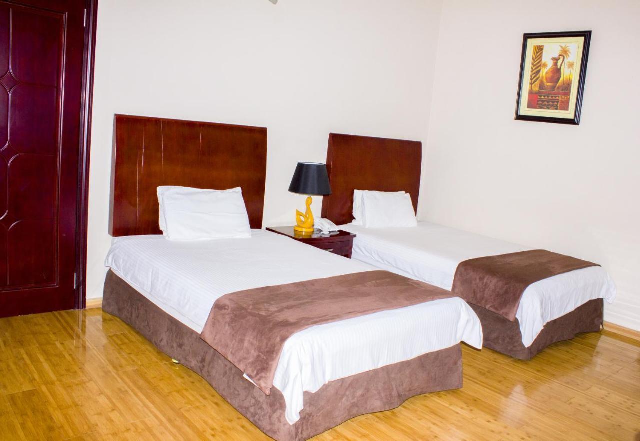 Icon Hotel Chingola Bilik gambar